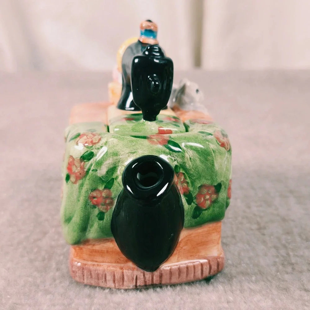 Vintage 1995 Sewing Table Cat Mercuries Tea Pot Ceramic Miniature Collectible